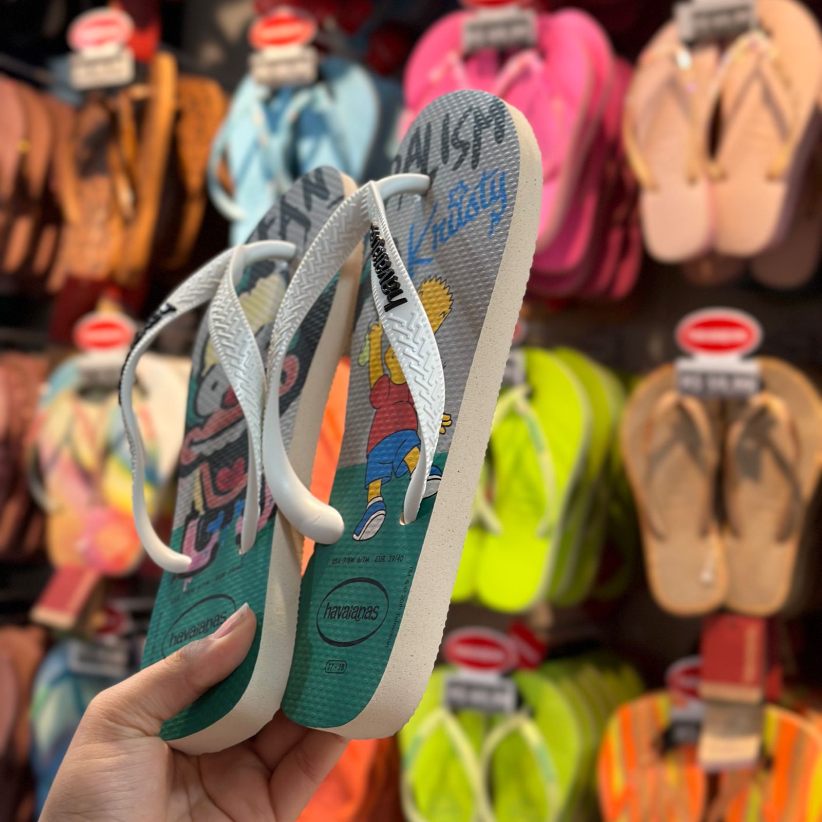 Havaianas Top Simpsons - Bart & Krusty (Verde/Cinza) - Imagem 2