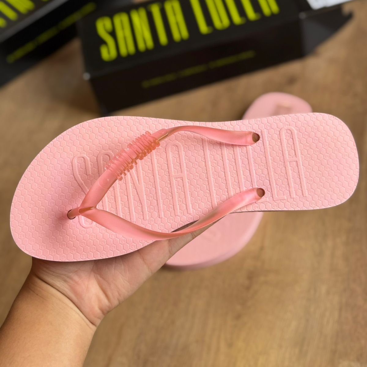 Chinelo Santa Lolla Feminino Rosa - Tira Translúcida - Imagem 2
