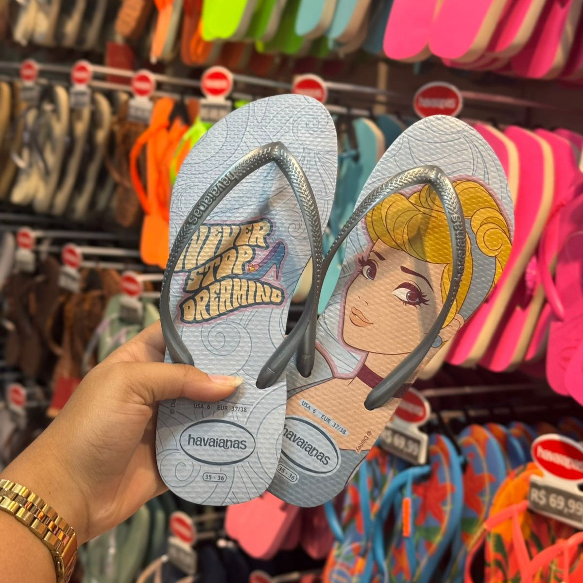 Chinelo Havaianas Slim Princesas Cinderela - Azul Glacial com Tiras Grafite